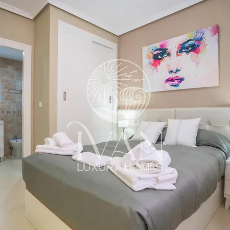 Casa Esvedra Ivan Luxury Homes 8plta Norte 1ªlinea